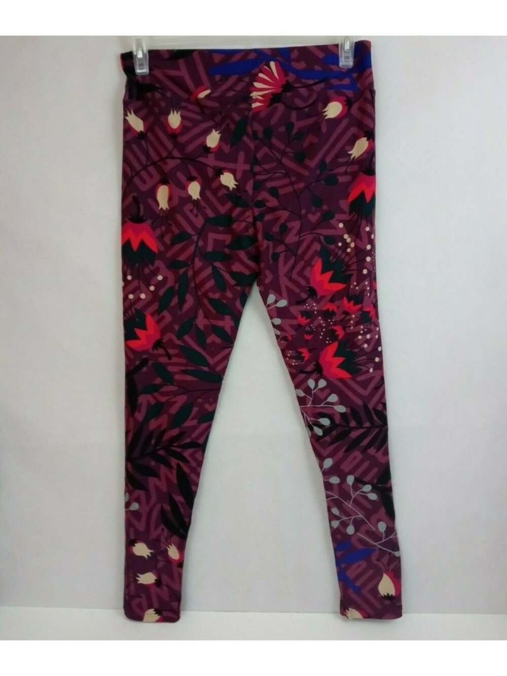 New LuLaRoe Tall & Curvy Leggings Purple With Colorful Tropical Floral Designs